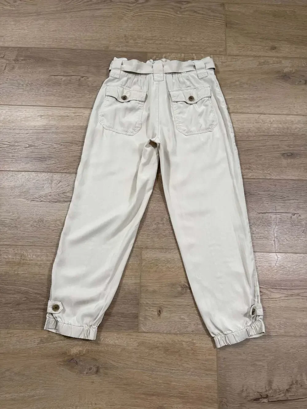 Banana Republic High Rise Paperbag Utility Pants Cream Lyocell Cropped Size 2